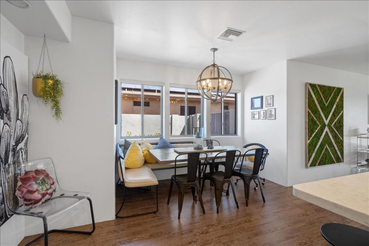 גלנדייל 5 Bedroom 4 Bath Boutique Home Premium Location + Heated Pool Option מראה חיצוני תמונה